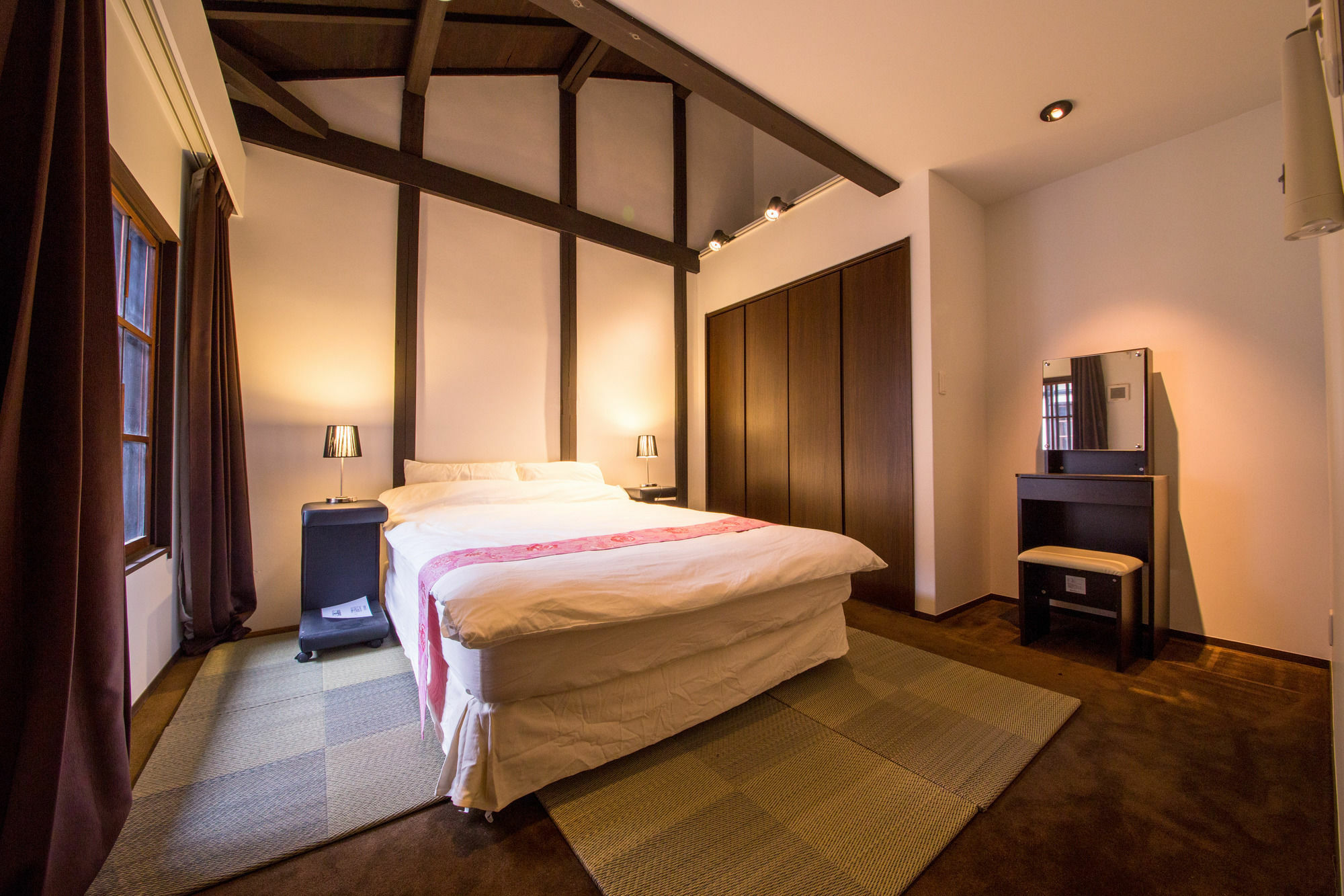 Le Machiya Rokkaku Suite Kjóto Exteriér fotografie
