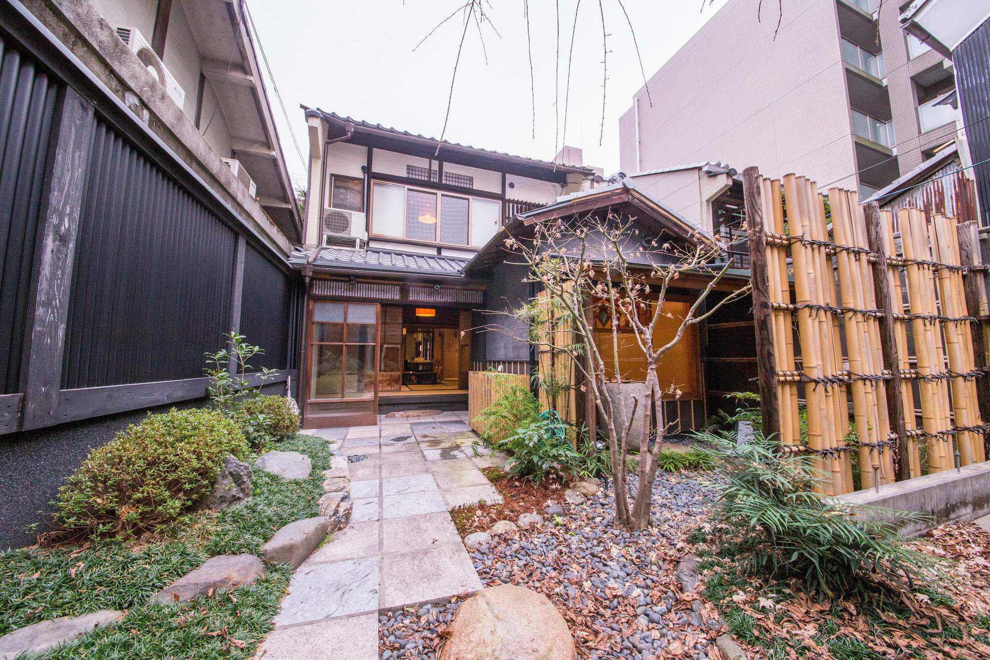 Le Machiya Rokkaku Suite Kjóto Exteriér fotografie